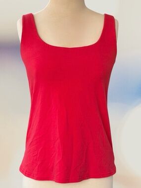 Solutions Red Women Sport Square Neck Tank Top with Built-In Padded Bra, 36D